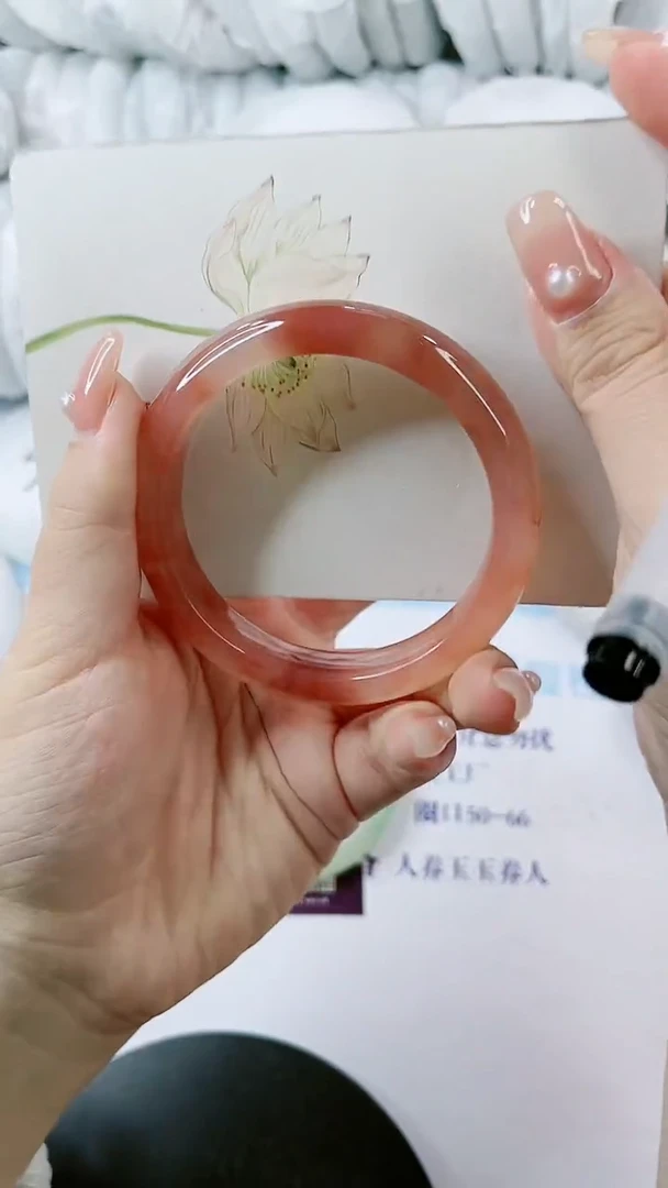 【闪购商品】石英质玉手镯未镶嵌0850474688-多样性发货