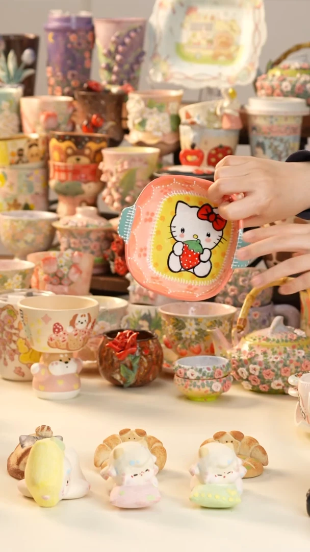 摆件陶景德镇釉下彩手绘设计师款陶瓷