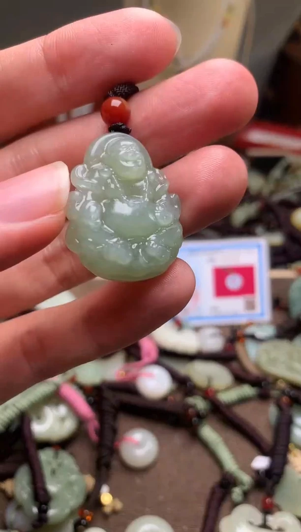 颈饰未镶嵌和田玉新疆料青海料清水和田玉吊坠