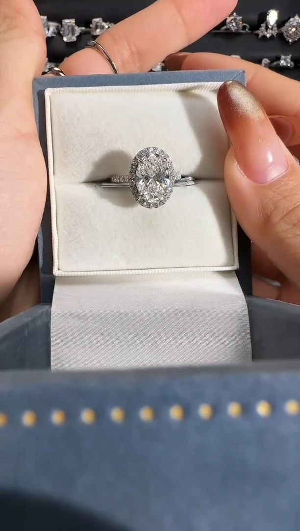 铂Pt950镶嵌实验室培育钻石一口价3克拉椭圆围镶非质量问题不退换