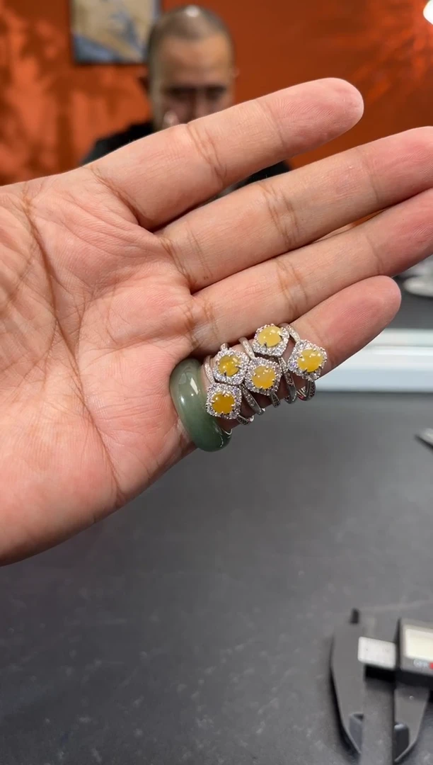 未镶嵌戒指翡翠边城刀客/503214/多样性发一