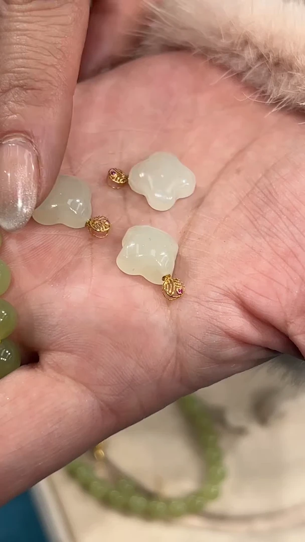 【闪购商品】和田玉吊坠18K金镶嵌和田玉吊坠多样性发货拍一发一