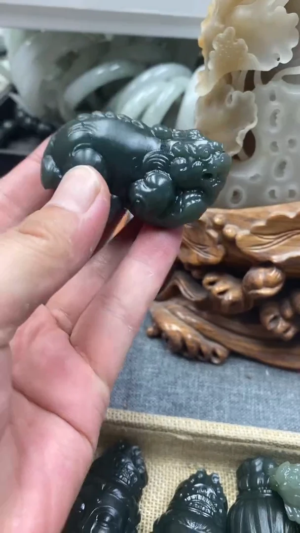 定制和田玉毛货抛光