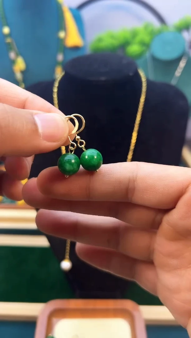 翡翠14K金镶嵌耳饰E02