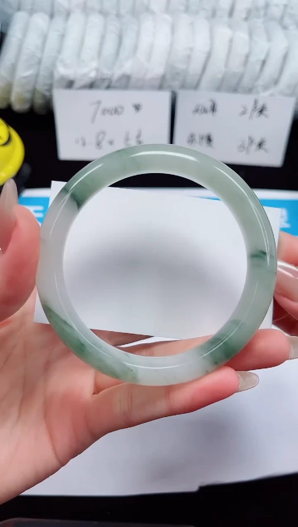 未镶嵌手镯石英质玉159-60/61