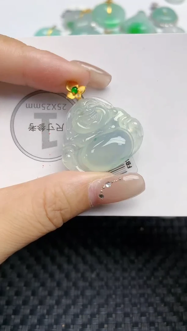 颈饰18K金镶嵌翡翠天然缅甸A货翡翠百元以上9元证书费自理