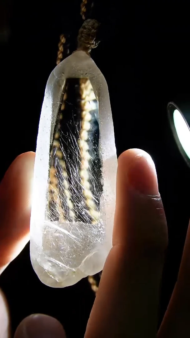 吊坠(赠链)未镶嵌水晶水晶
