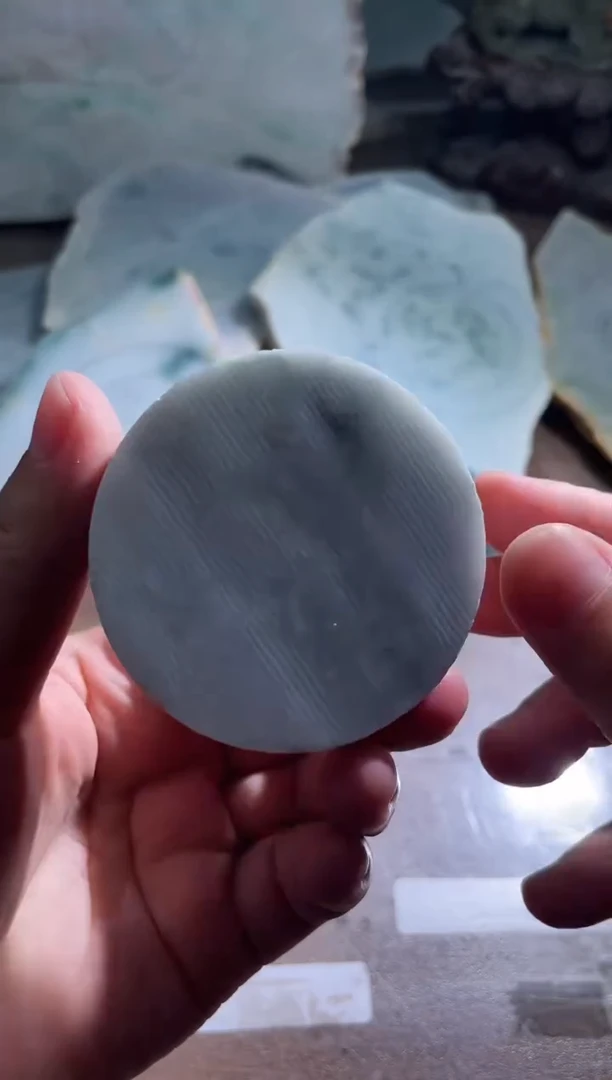 翡翠未镶嵌颈饰零零0