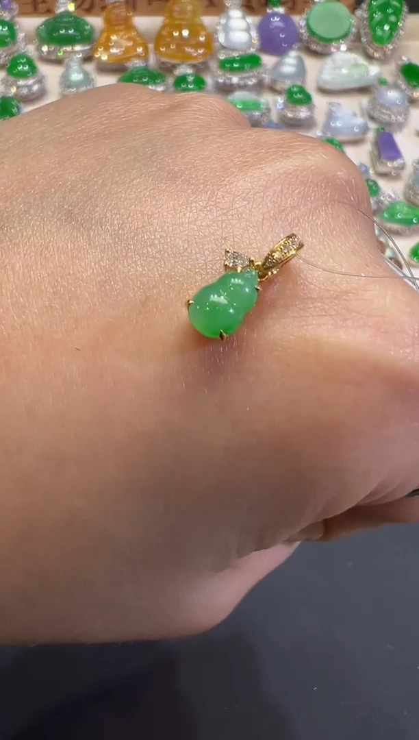 吊坠(不含链)18K金镶嵌翡翠B264|2980