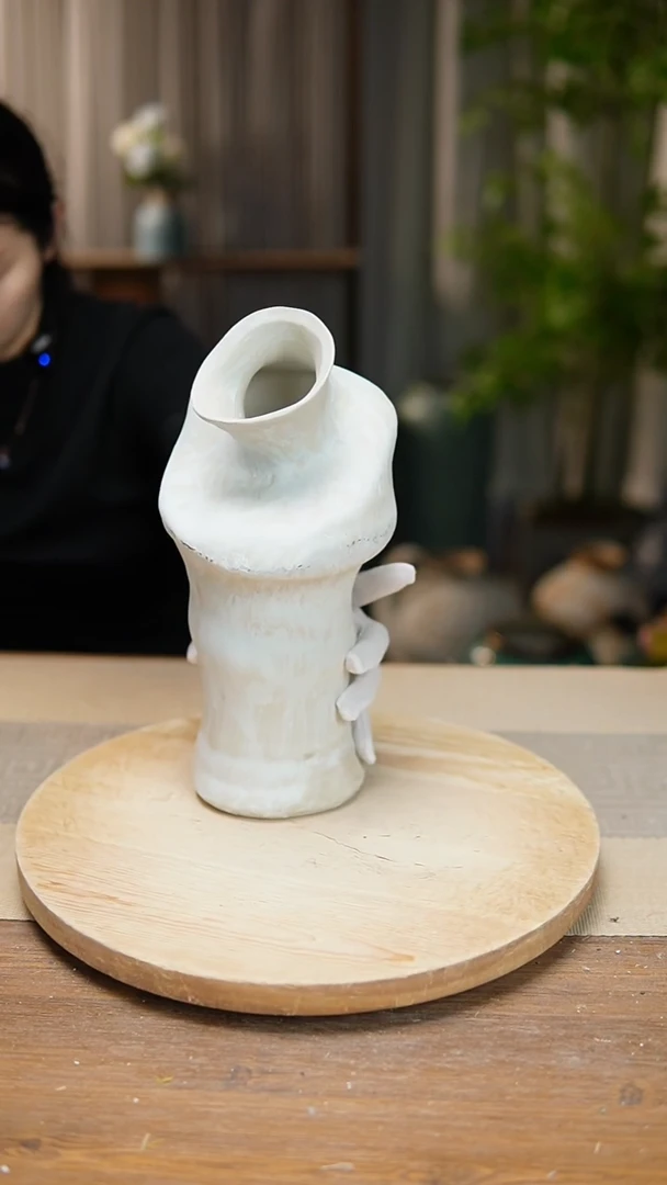 【闪购商品】陶瓷  花器陶瓷花瓶手捏瓶001瑕疵