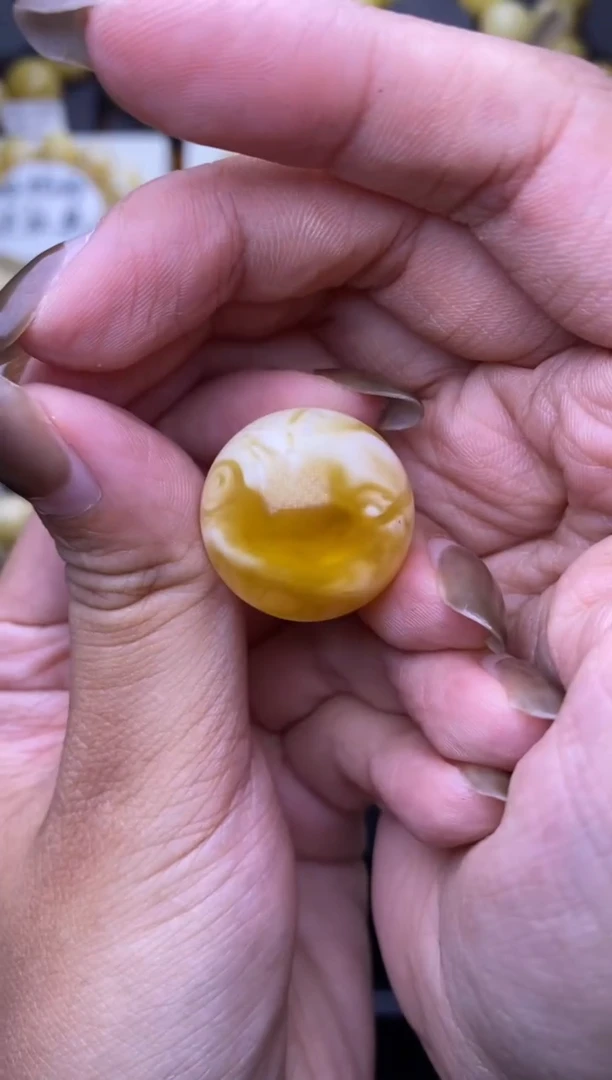 裸石琥珀未镶嵌大小姐珠宝11