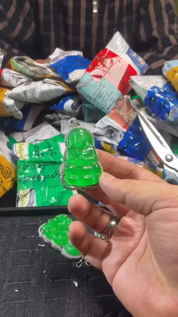 林子收货时尚吊坠GH-10