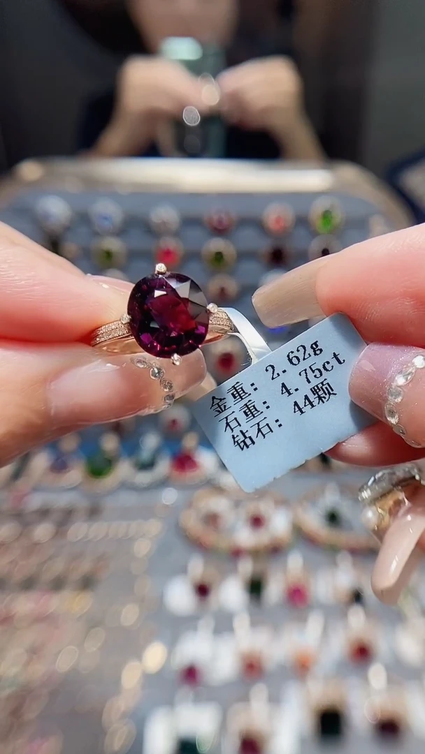 18K金镶嵌戒指碧玺4.75