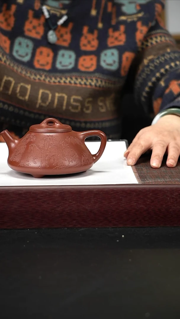 茶壶紫砂子冶刻绘