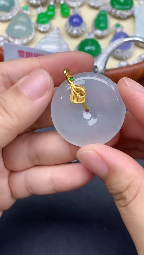 颈饰18K金镶嵌翡翠330-中国好珍宝