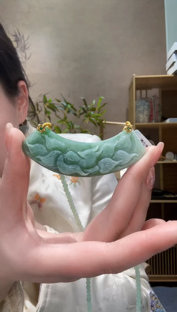 【闪购商品】翡翠颈饰未镶嵌吊坠