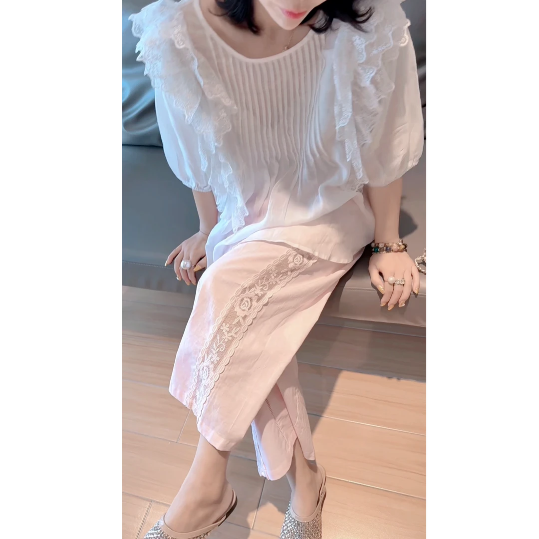 法式气质洋气短袖衬衫女圆领褶皱拼接蕾丝花边宽松显瘦白色大版衫