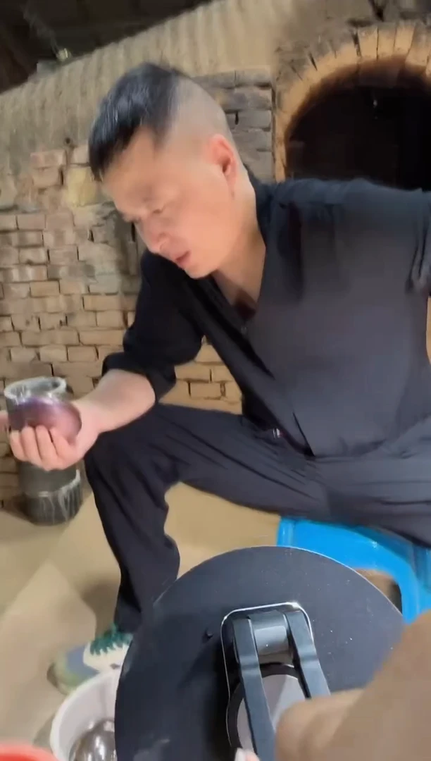 茶盏7柴烧鬼才窑神-倪锋