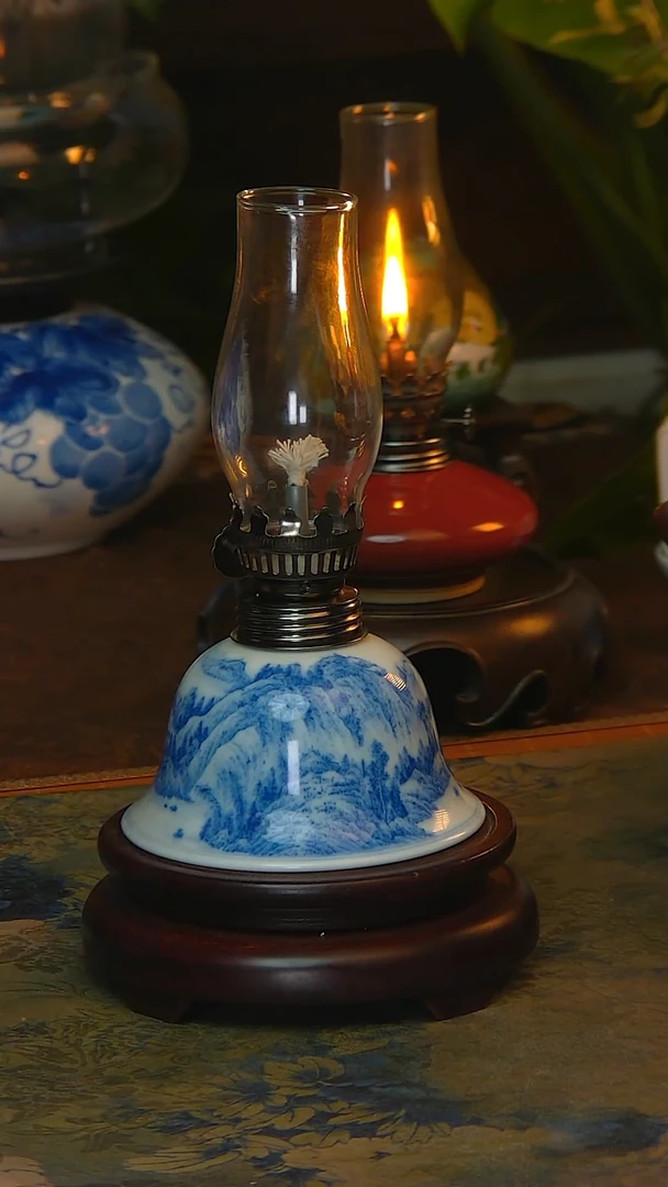 【闪购商品】景德镇陶瓷手工灯摆件