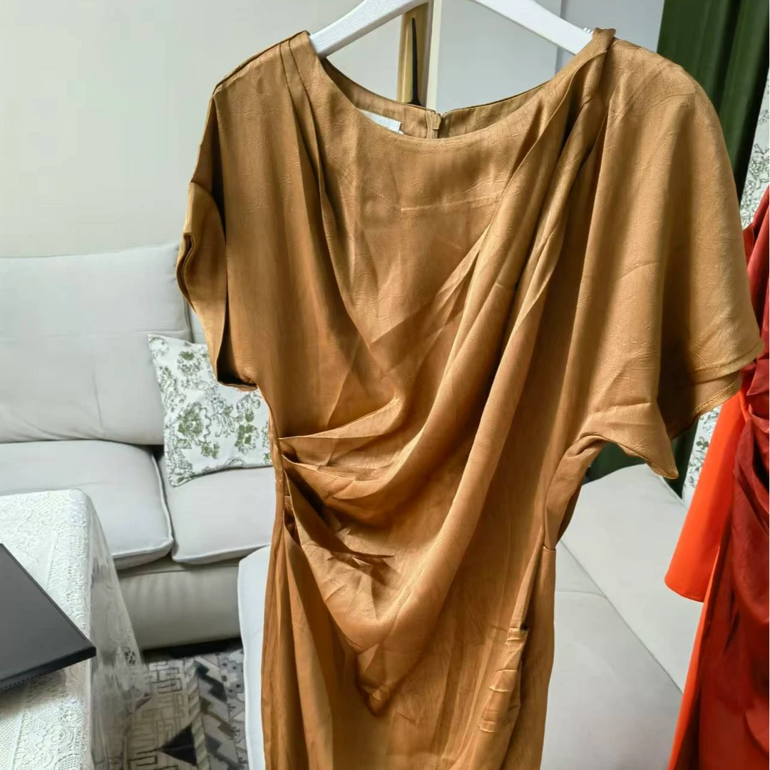 时尚修身女款连衣群