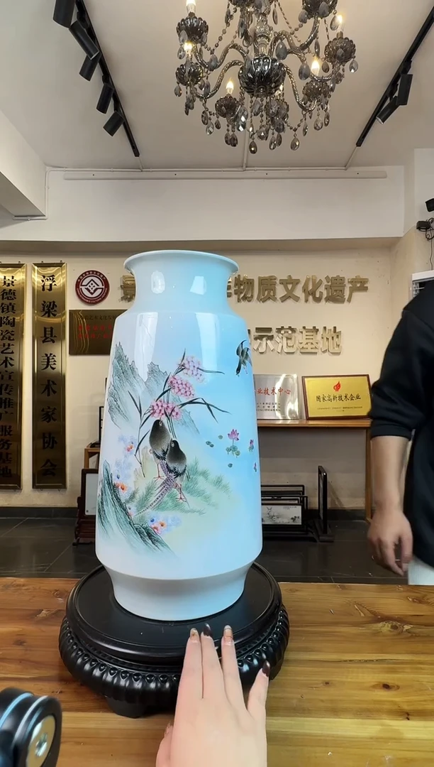 摆件瓷流水         32