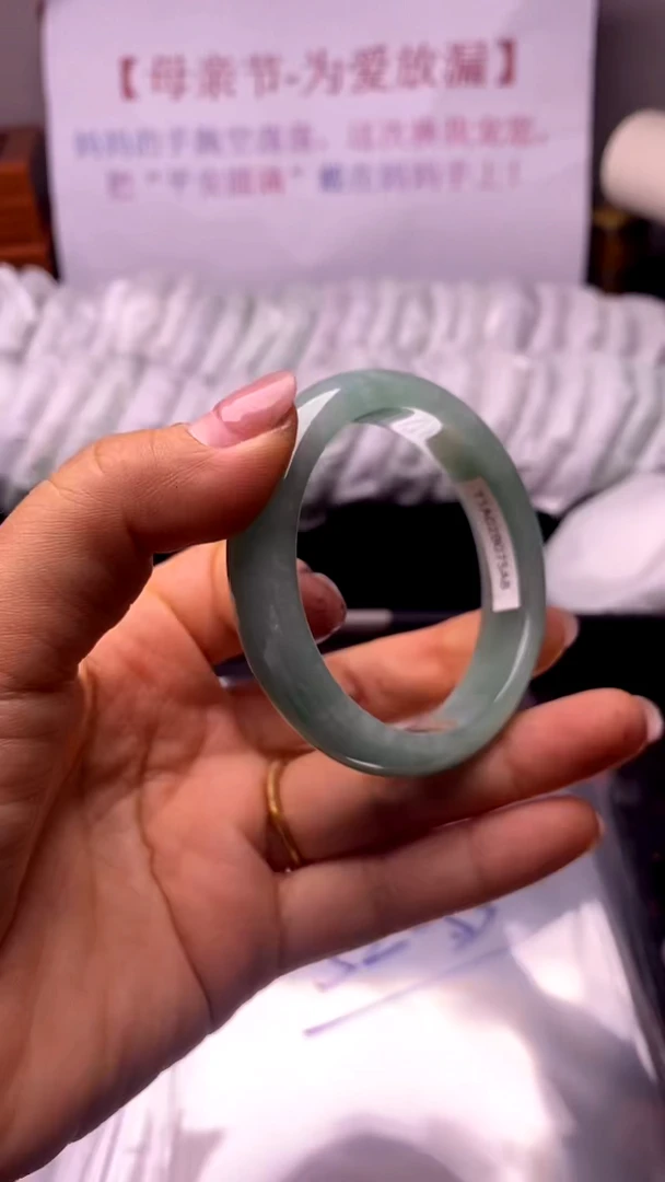 时尚缅料女手镯296