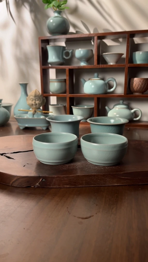 【闪购商品】杯微瑕清凉寺仿古釉色鼓腹杯