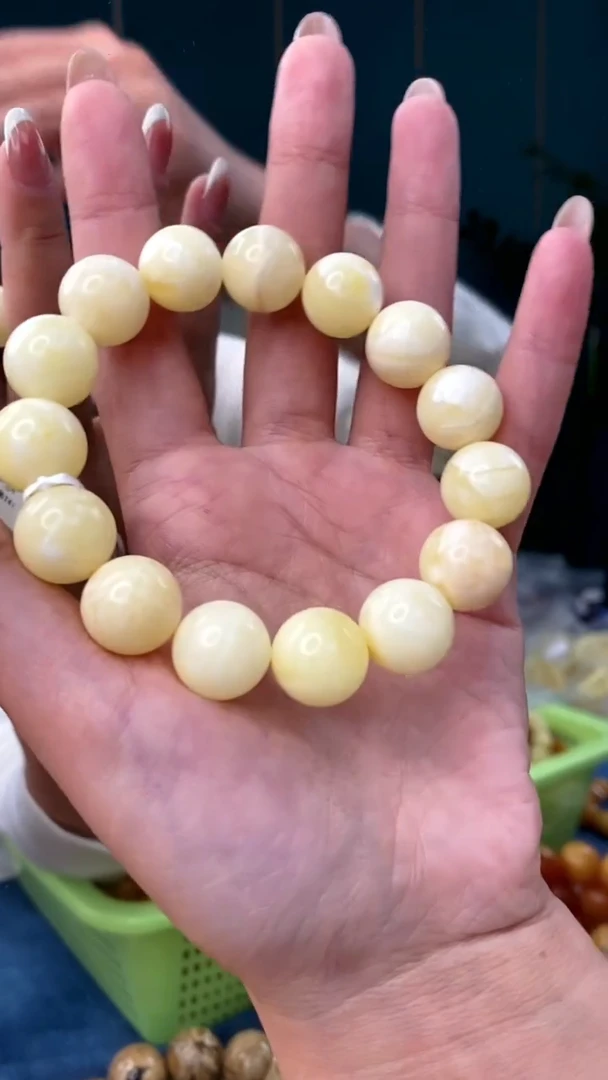 裸石琥珀未镶嵌12/4多样性发其一162微瑕