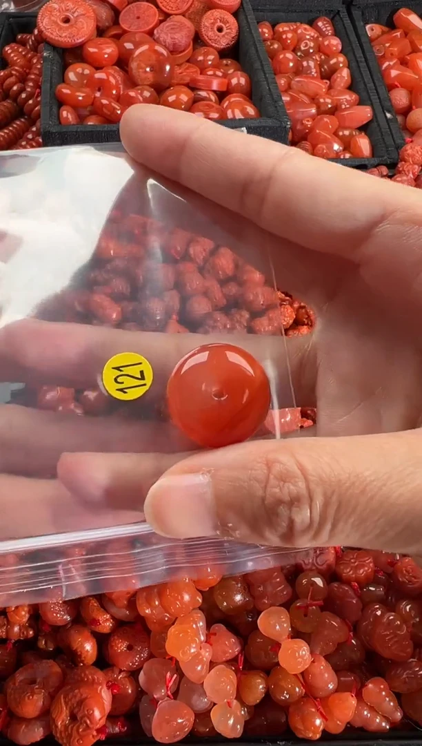 【闪购商品】南红玛瑙颈饰未镶嵌1