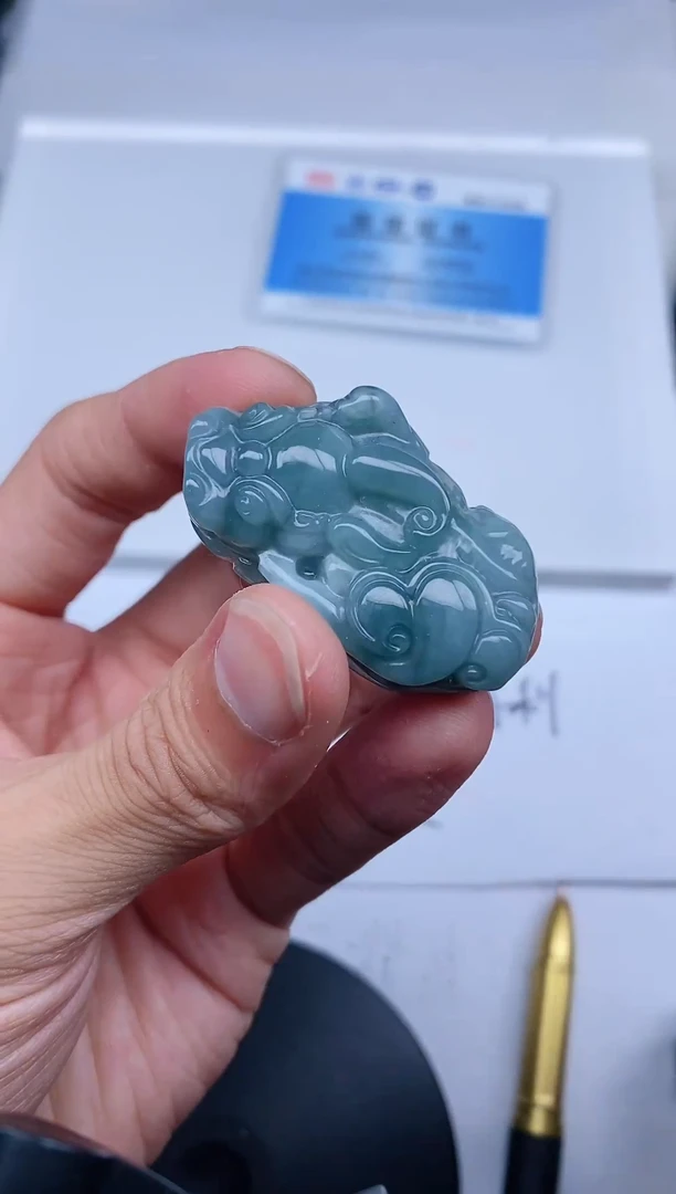 颈饰未镶嵌翡翠1