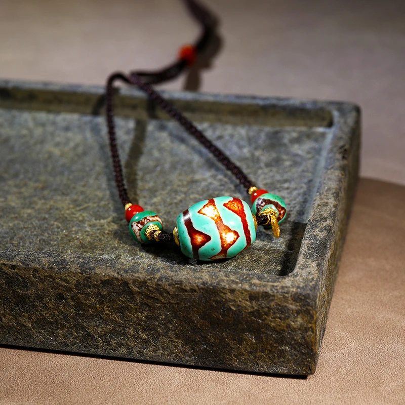 金福令龙鳞绿奇牙牙锁骨链SG30738