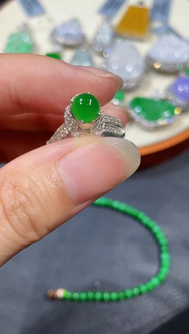 未镶嵌戒指翡翠蛋面