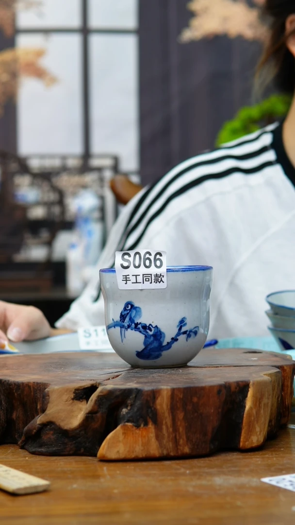 杯子1****2066景德镇老陶泥盘子一只
