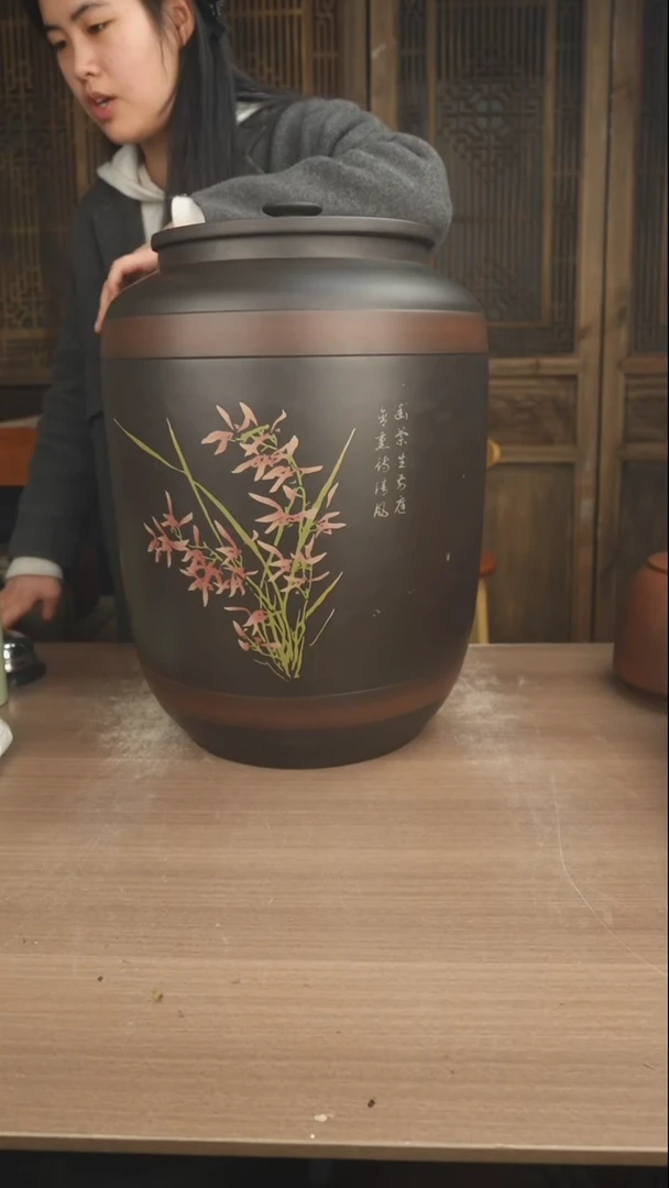 罐云南建水紫陶茶缸米缸