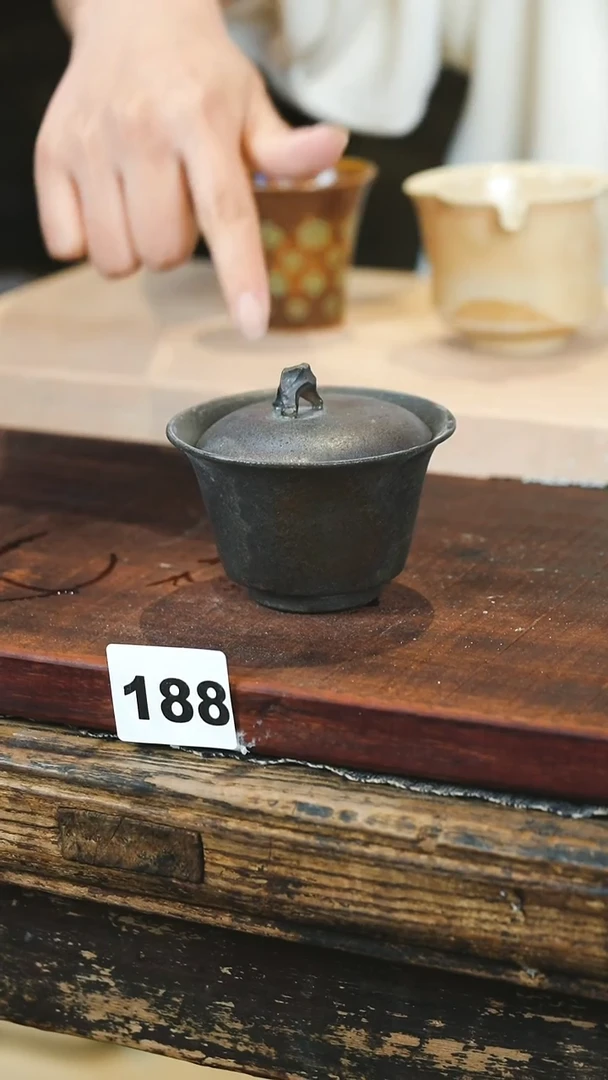 瓷片见山北野见山北野