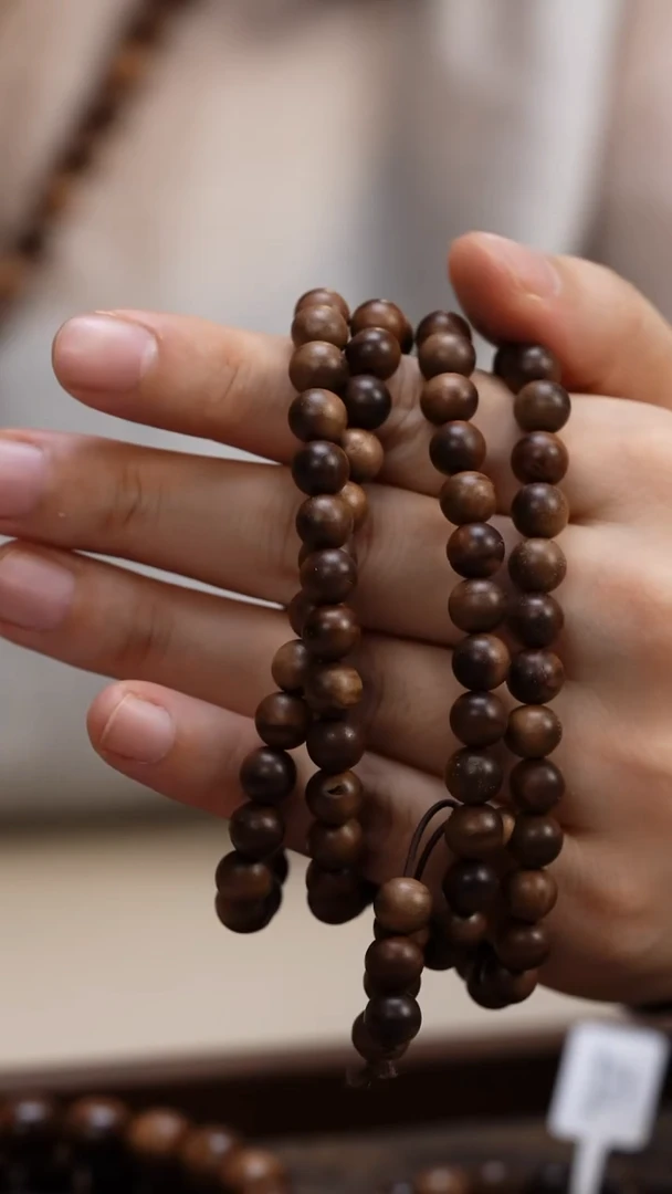檀香木手串/手链老山檀香0.8圆珠多圈108颗瑕疵