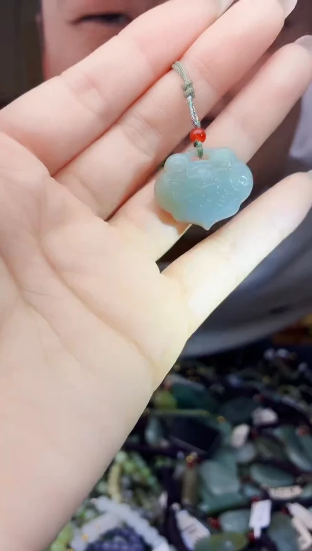 颈饰未镶嵌和田玉多样性发货，拍一发一