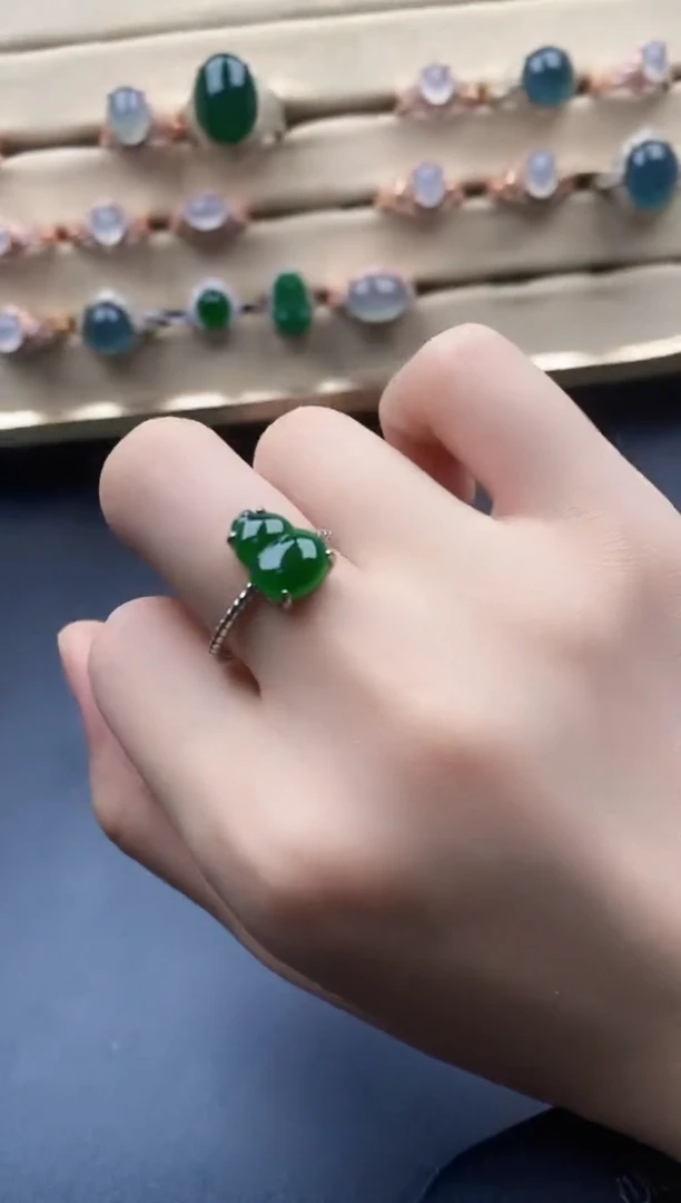 翡翠戒指银S925镶嵌一物一证一礼盒