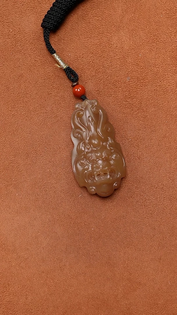 颈饰未镶嵌和田玉0