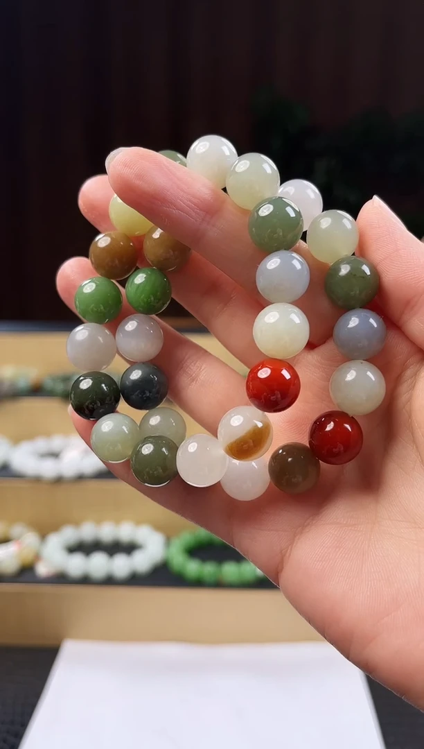 手串未镶嵌和田玉12mm左右多宝多样性发货仅一条