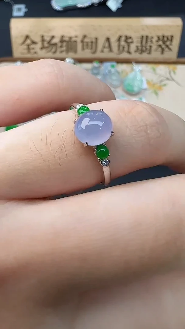 18K金镶嵌戒指翡翠戒指7