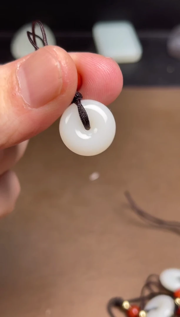 【闪购商品】和田玉颈饰未镶嵌1