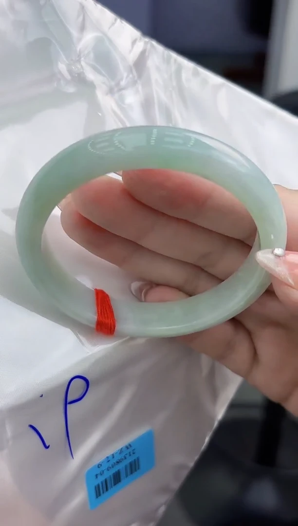 【闪购商品】翡翠手镯未镶嵌翡翠手镯