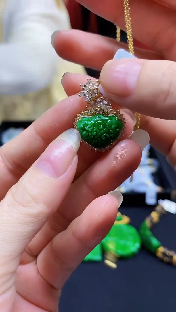 颈饰未镶嵌翡翠翡翠吊坠