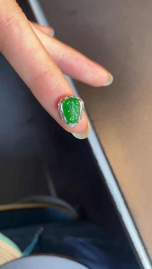 吊坠(不含链)银S925镶嵌翡翠1