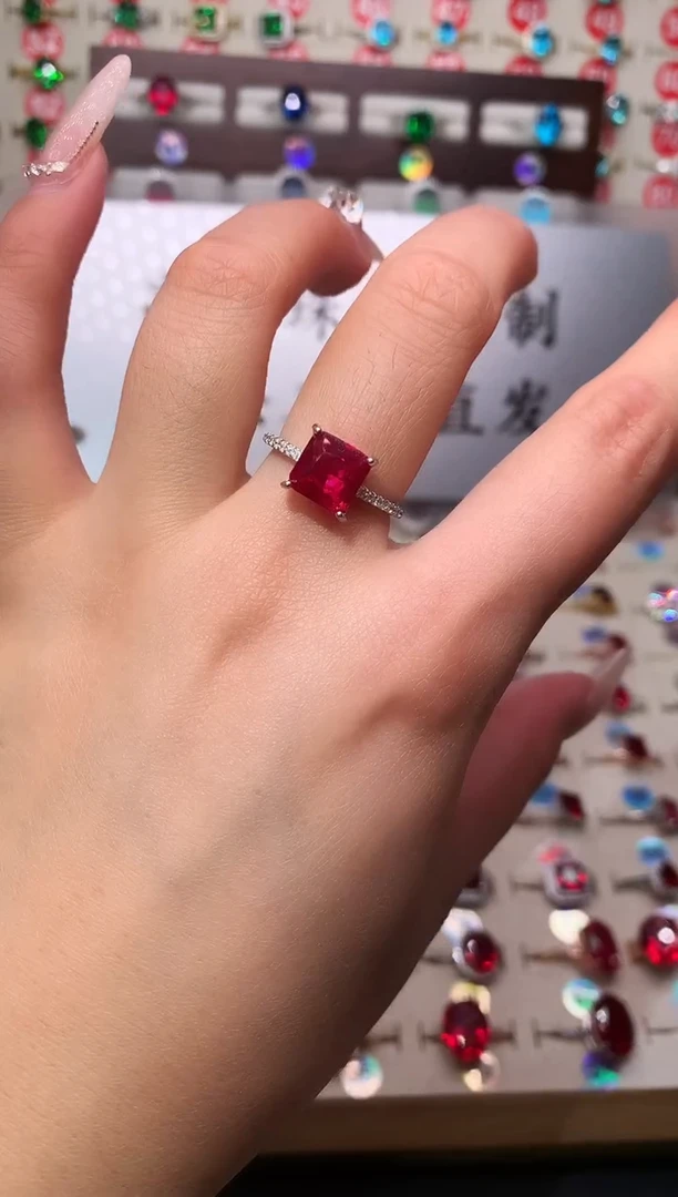银S925镶嵌戒指红宝石方8*8 酒红 银托