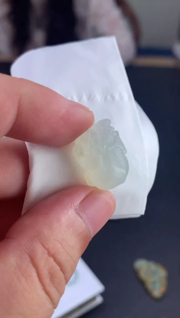 未镶嵌定制翡翠华*翡翠