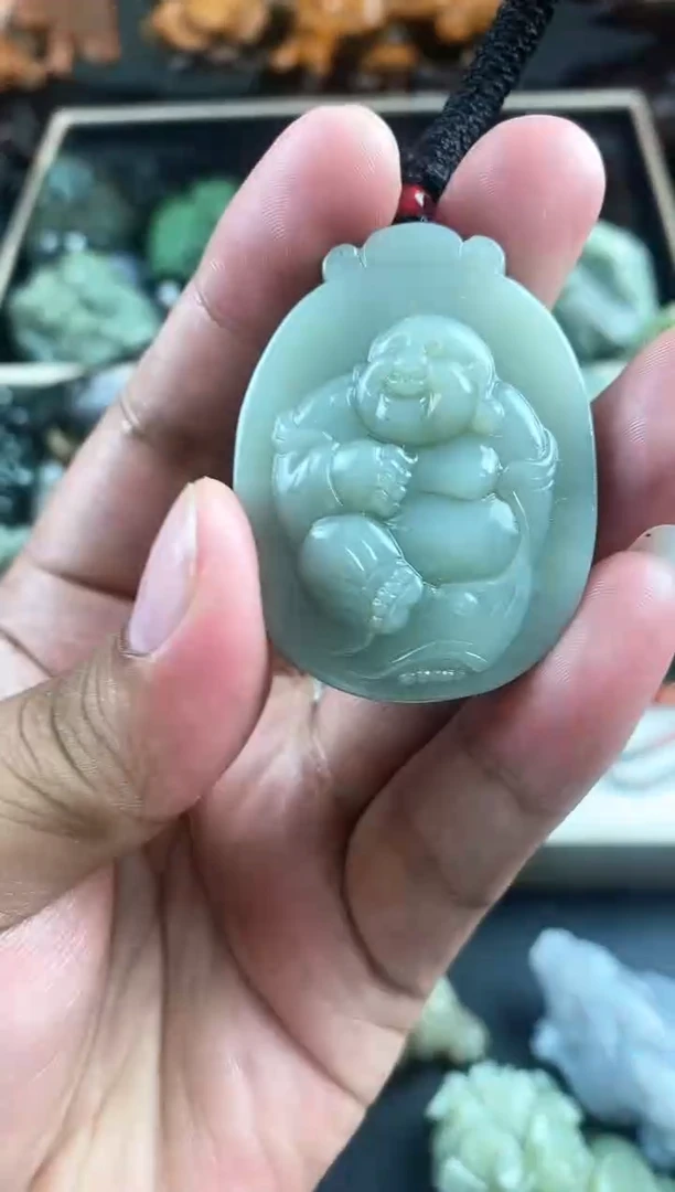和田玉未镶嵌颈饰1