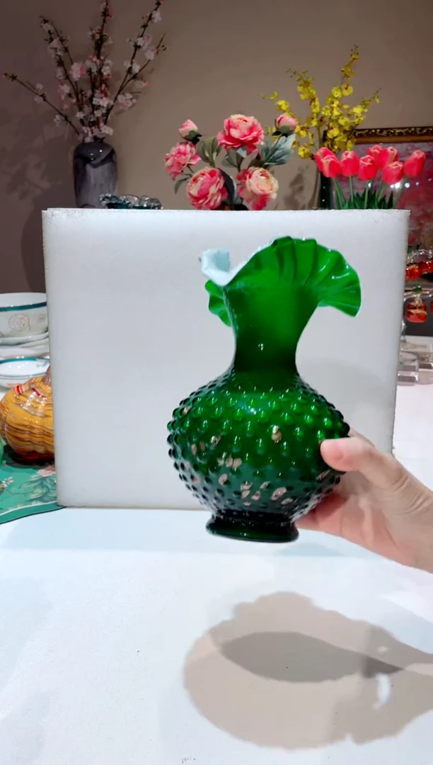【闪购商品】琉璃手工艺品 墨绿色 珠点芬顿花瓶