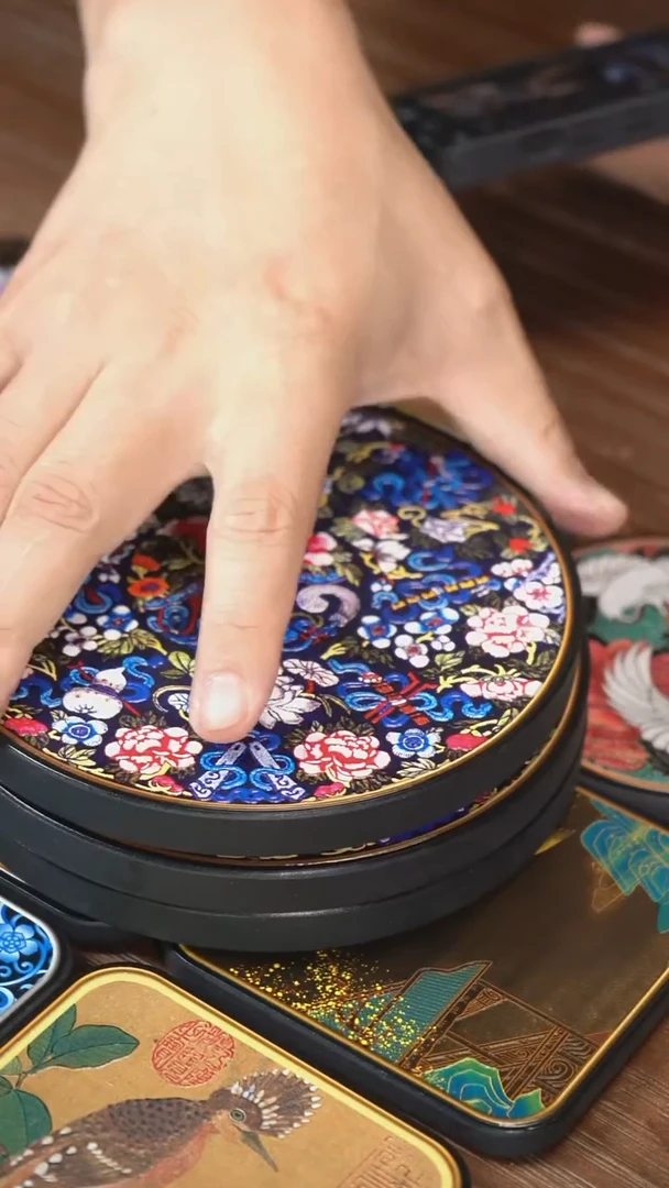 变**云壹藏贰宝微瑕暗八仙大垫子一片